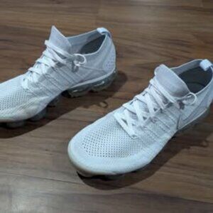 Women's Nike Air VaporMax 2 White Pure Platinum size 11